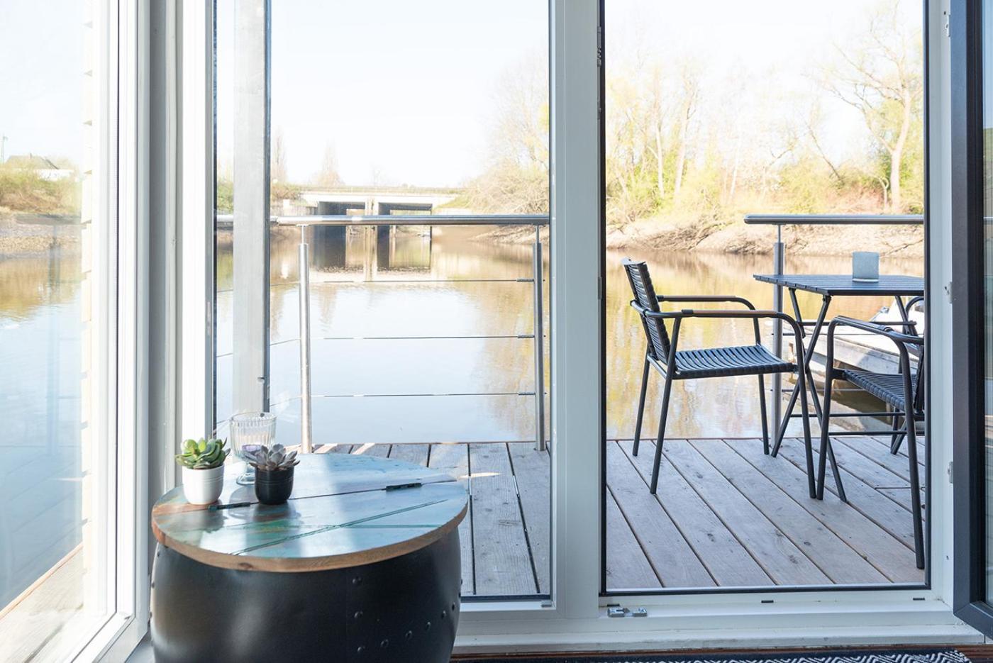 Hotel Hausboot Wilma Hamburg Exterior foto